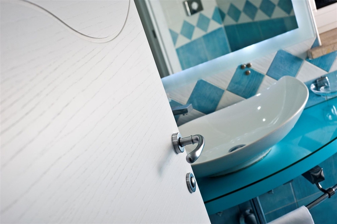 Imagen de la habitación del Hotel Villa Durrueli Resort and Spa. Foto 6