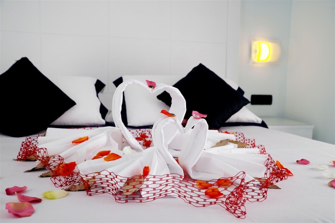 Imagen de la habitación del Hotel Villa Durrueli Resort and Spa. Foto 7