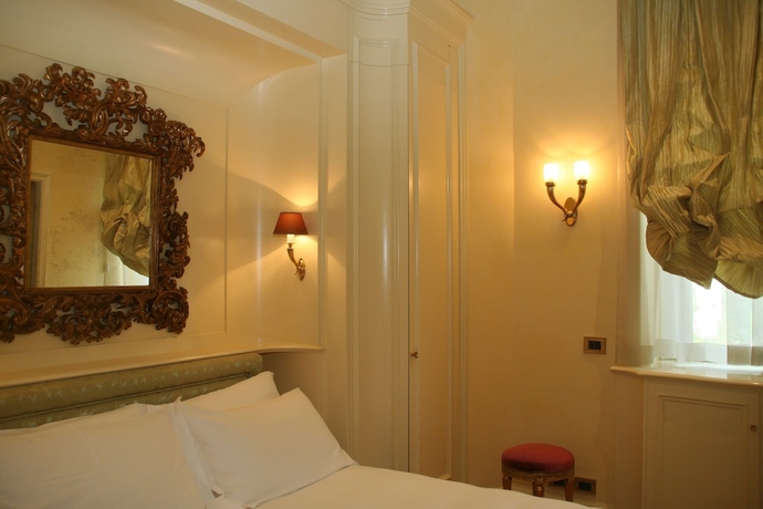 Imagen de la habitación del Hotel Villa Duse. Foto 4