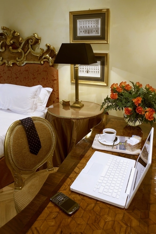 Imagen de la habitación del Hotel Villa Duse. Foto 15