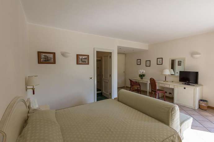 Imagen de la habitación del Hotel Villa Edy. Foto 11