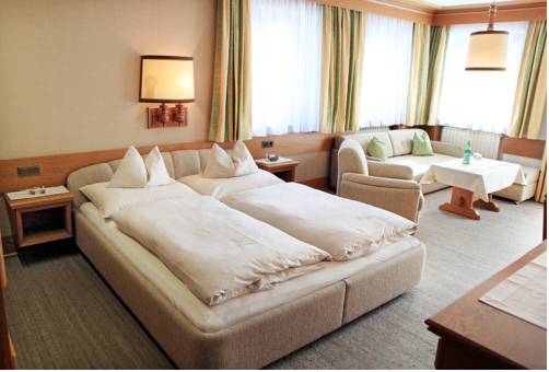 Imagen de la habitación del Hotel Villa Egger. Foto 4