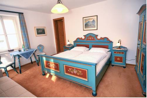 Imagen de la habitación del Hotel Villa Egger. Foto 12