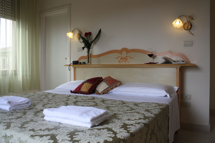 Imagen de la habitación del Hotel Villa Elda Boutique. Foto 6