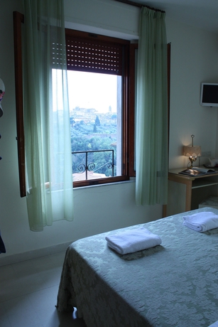 Imagen de la habitación del Hotel Villa Elda Boutique. Foto 8