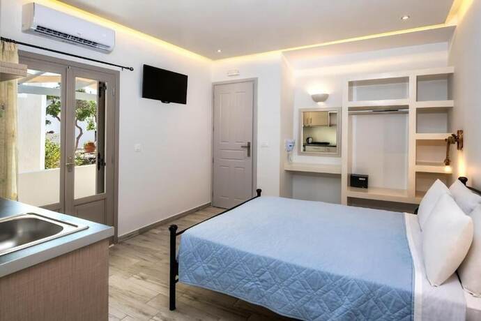 Imagen de la habitación del Hotel Villa Eleftheria. Foto 14
