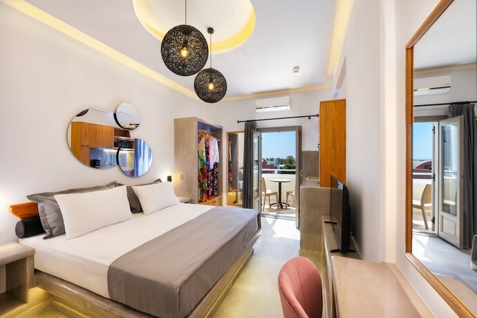 Imagen de la habitación del Hotel Villa Eleftheria. Foto 18