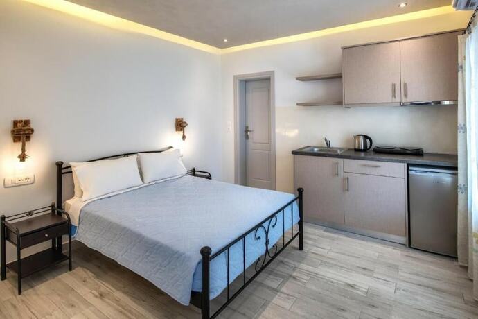 Imagen de la habitación del Hotel Villa Eleftheria. Foto 19