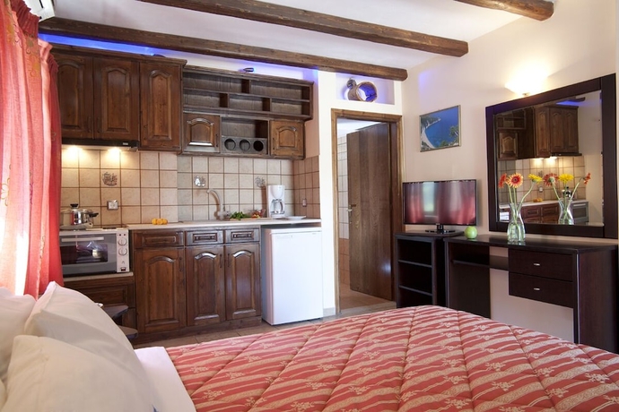 Imagen de la habitación del Hotel Villa Elia, Léucade. Foto 8