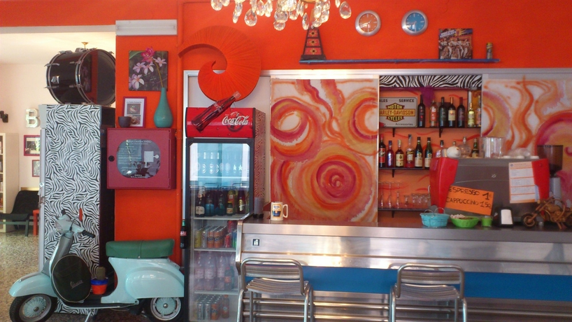 Imagen del bar/restaurante del Hotel Villa Elia, Rimini. Foto 5