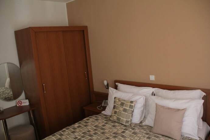 Imagen de la habitación del Hotel Villa Elizabeta, Ka&scaron;tanjež. Foto 17