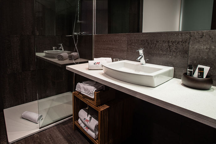 Imagen de la habitación del Hotel Villa Emilia, Eixample. Foto 5