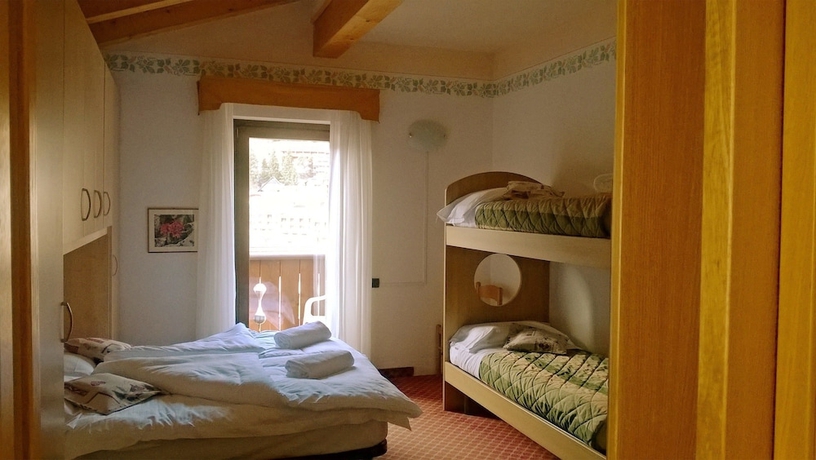 Imagen de la habitación del Hotel Villa Emma, Madonna di Campiglio. Foto 10