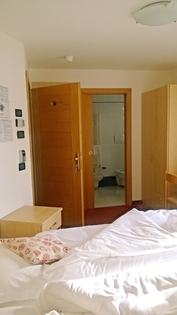 Imagen de la habitación del Hotel Villa Emma, Madonna di Campiglio. Foto 11
