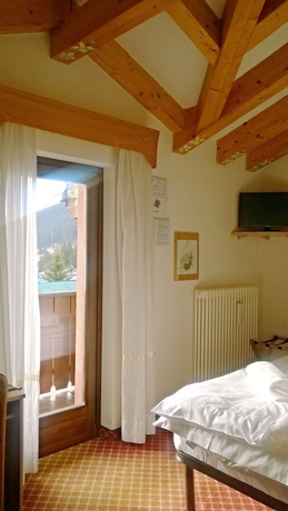 Imagen de la habitación del Hotel Villa Emma, Madonna di Campiglio. Foto 13
