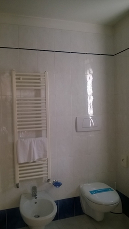Imagen de la habitación del Hotel Villa Emma, Madonna di Campiglio. Foto 15