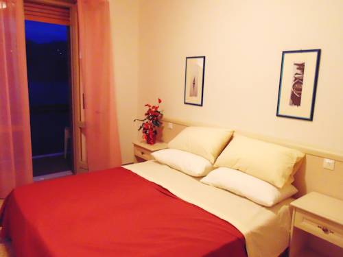 Imagen de la habitación del Hotel Villa Emma Malcesine. Foto 6