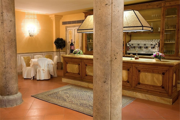 Imagen del bar/restaurante del Hotel Villa Ermellina Siena, a Tribute Portfolio Hotel. Foto 3