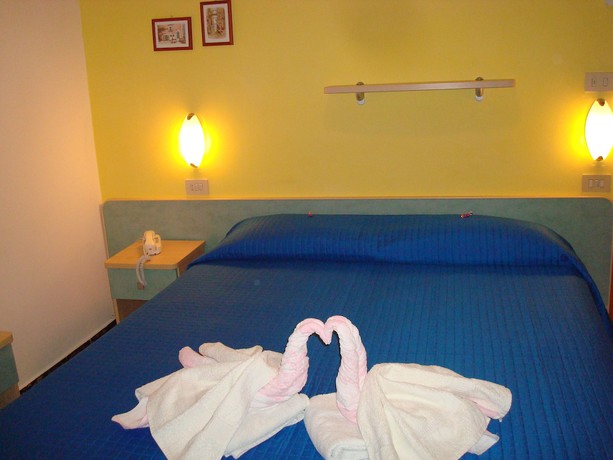 Imagen de la habitación del Hotel Villa Ersilia Rimini BandB. Foto 10