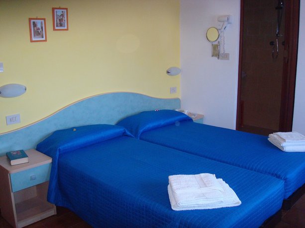 Imagen de la habitación del Hotel Villa Ersilia Rimini BandB. Foto 19