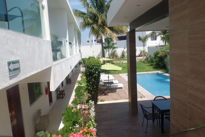 Imagen de la piscina del Hotel Villa Escondida Campeche. Foto 16