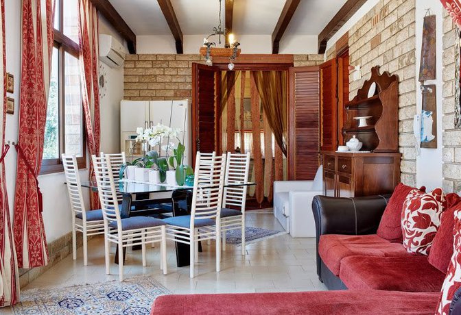 Imagen general del Hotel Villa Esmeralda. Foto 3