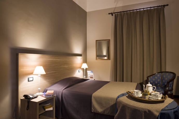 Imagen de la habitación del Hotel Villa Esperia, Palermo. Foto 9