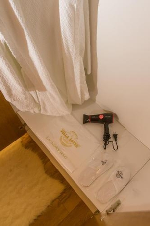 Imagen de la habitación del Hotel Villa Ester. Foto 7