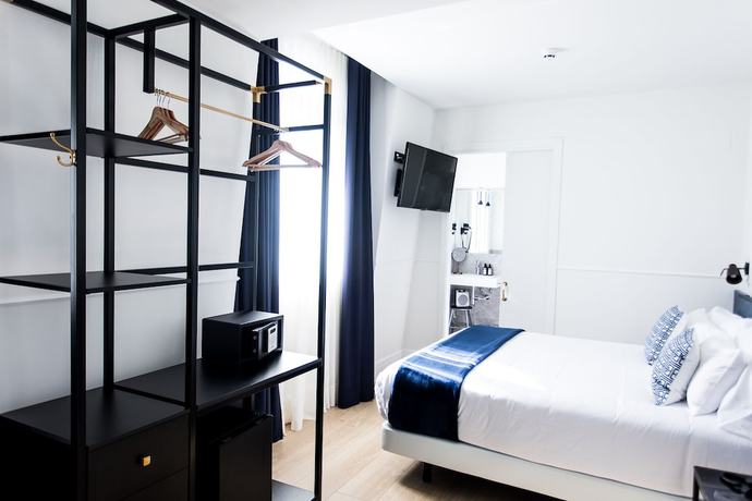 Imagen de la habitación del Hotel Villa Eugenia, San Sebasti&aacute;n. Foto 8