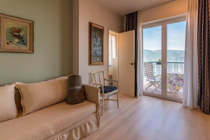 Imagen de la habitación del Hotel Villa Europa. Foto 14