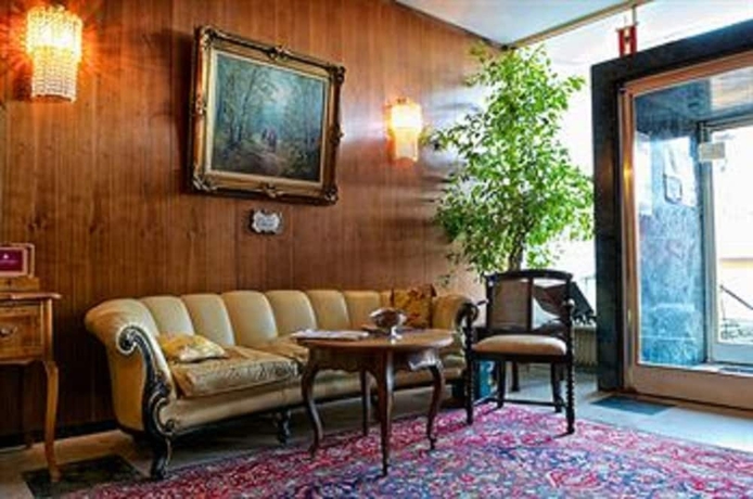 Imagen de los interiores del Hotel Villa Excelsior Kurhaus. Foto 19