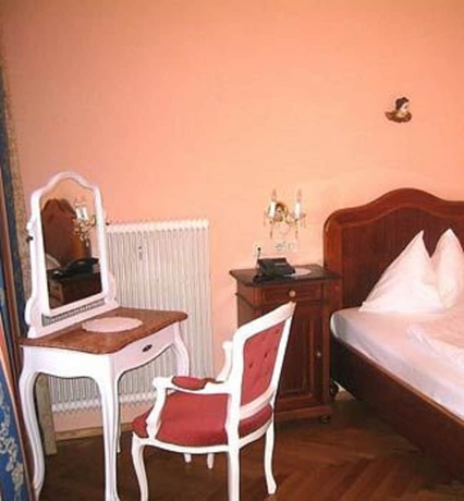 Imagen de la habitación del Hotel Villa Excelsior Kurhaus. Foto 8