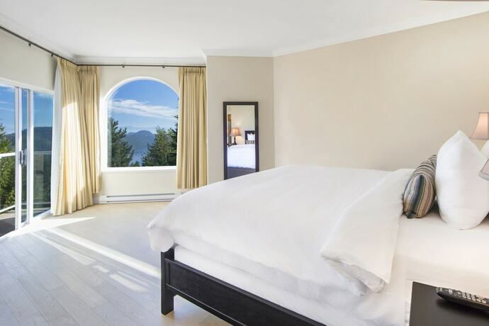 Imagen de la habitación del Hotel Villa Eyrie Resort, Area A (Mill Bay / Malahat). Foto 16