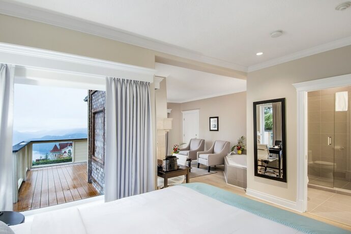 Imagen general del Hotel Villa Eyrie Resort, Area A (Mill Bay / Malahat). Foto 9