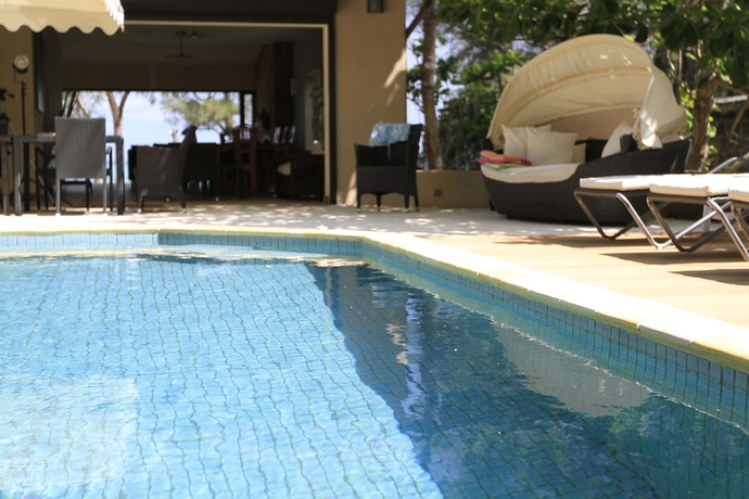 Imagen de la piscina del Hotel Villa Fayette Sur Mer. Foto 15