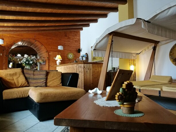 Imagen del bar/restaurante del Hotel Villa Felicia. Foto 11