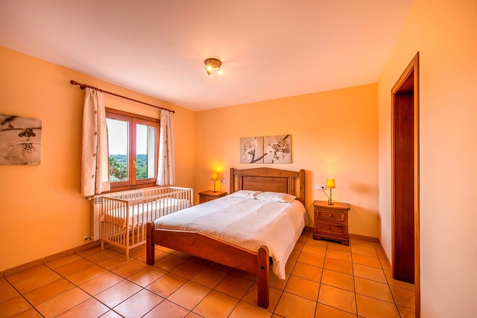 Imagen de la habitación del Hotel Villa Fetget Can Tomeu. Foto 2