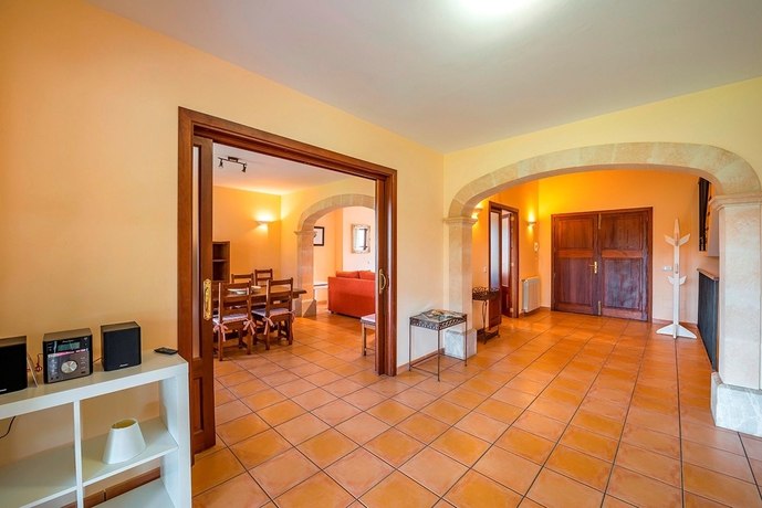 Imagen de la habitación del Hotel Villa Fetget Can Tomeu. Foto 6