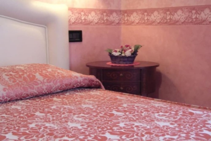 Imagen de la habitación del Hotel Villa Fieschi. Foto 6