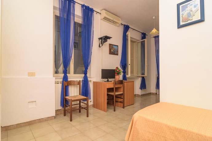 Imagen de la habitación del Hotel Villa Fiorentina. Foto 13