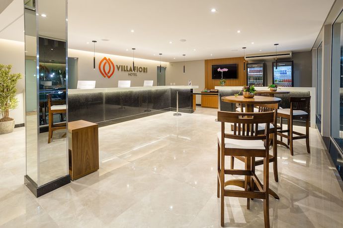 Imagen de los interiores del Hotel Villa Fiori. Foto 15
