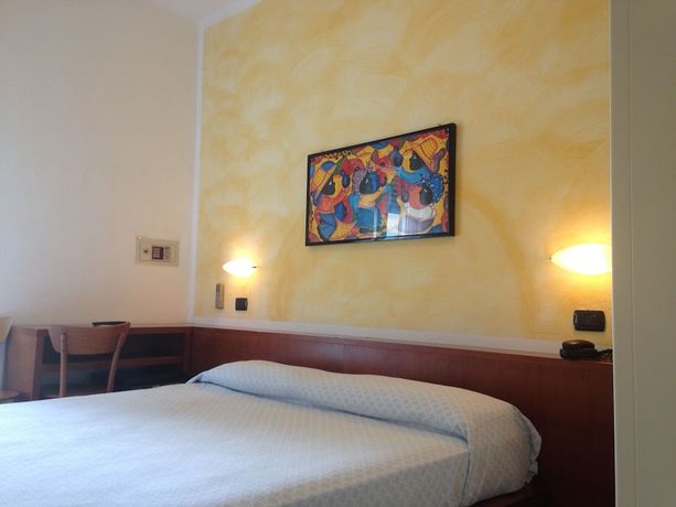 Imagen de la habitación del Hotel Villa Fiorita, Cervia. Foto 6