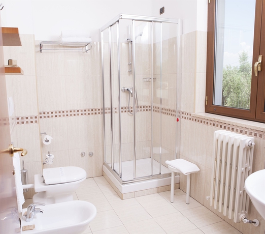 Imagen de la habitación del Hotel Villa Fiorita, Ripoli. Foto 1
