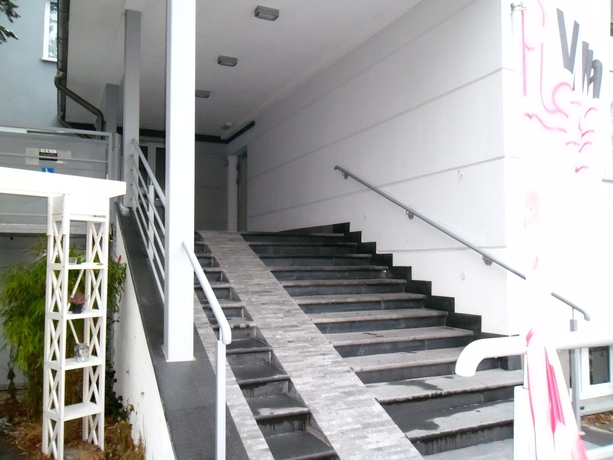 Imagen de los interiores del Hotel Villa Flaming. Foto 16