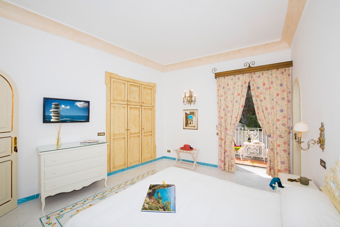 Imagen de la habitación del Hotel Villa Flavio Gioia. Foto 3