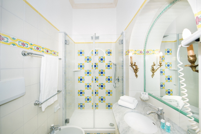 Imagen de la habitación del Hotel Villa Flavio Gioia. Foto 4