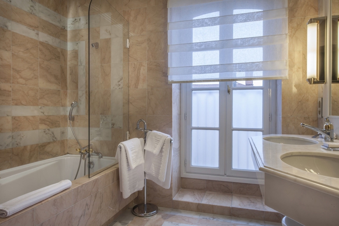 Imagen de la habitación del Hotel Villa Florentine. Foto 4