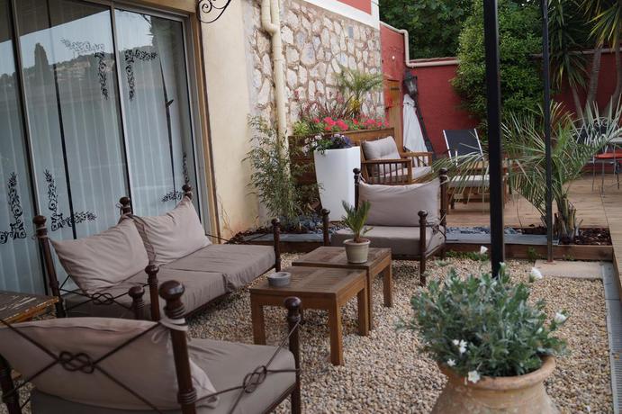 Imagen de los exteriores del Hotel Villa Florida, Bandol. Foto 8