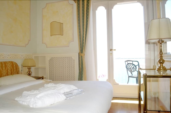 Imagen de la habitación del Hotel Villa Florida, Gardone Riviera. Foto 12
