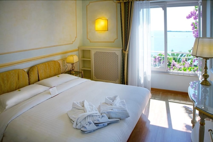 Imagen de la habitación del Hotel Villa Florida, Gardone Riviera. Foto 15